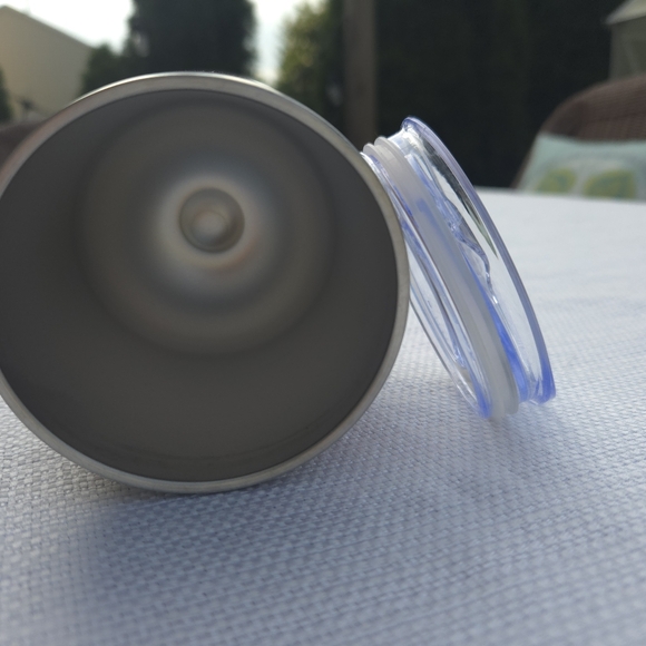 NWOT Travel Cup - Picture 4 of 6